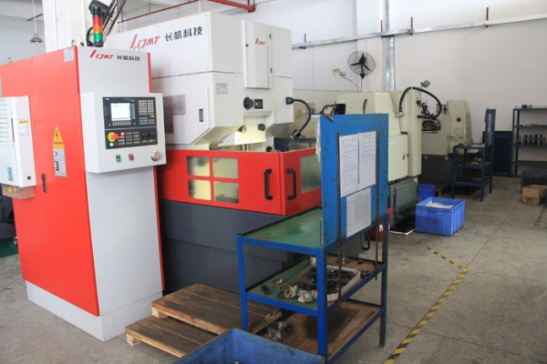 合富源生產行星減速機設備